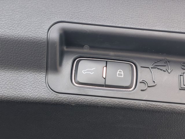 Used 2023 Ford Explorer XLT - photo 24