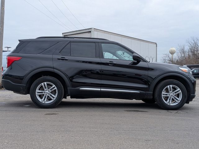 Used 2023 Ford Explorer XLT - photo 8