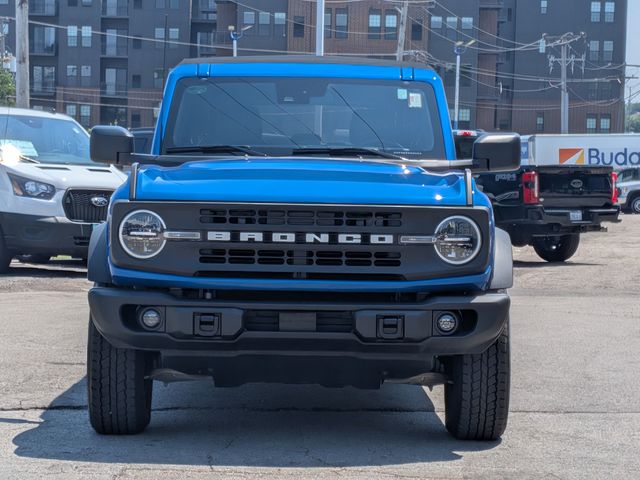 Used 2023 Ford Bronco - photo 2