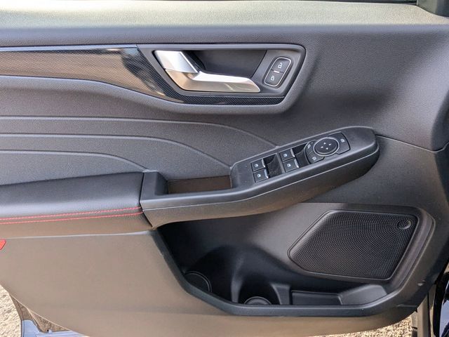 New 2025 Ford Escape ST-Line - photo 13