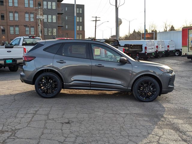New 2025 Ford Escape - photo 2