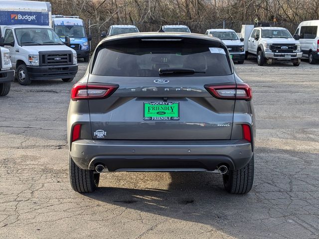 New 2025 Ford Escape - photo 4