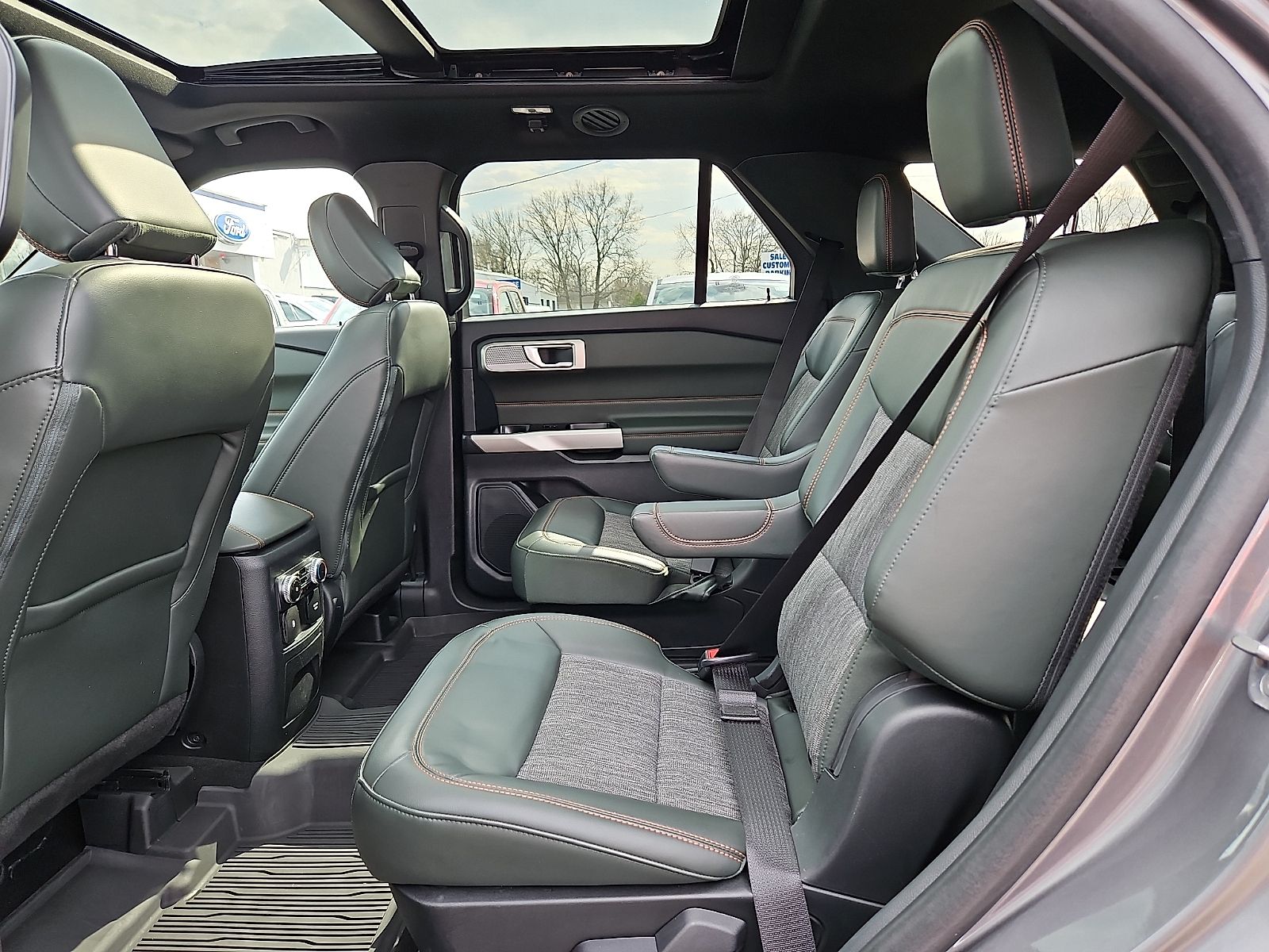 Used 2023 Ford Explorer Timberline - photo 12