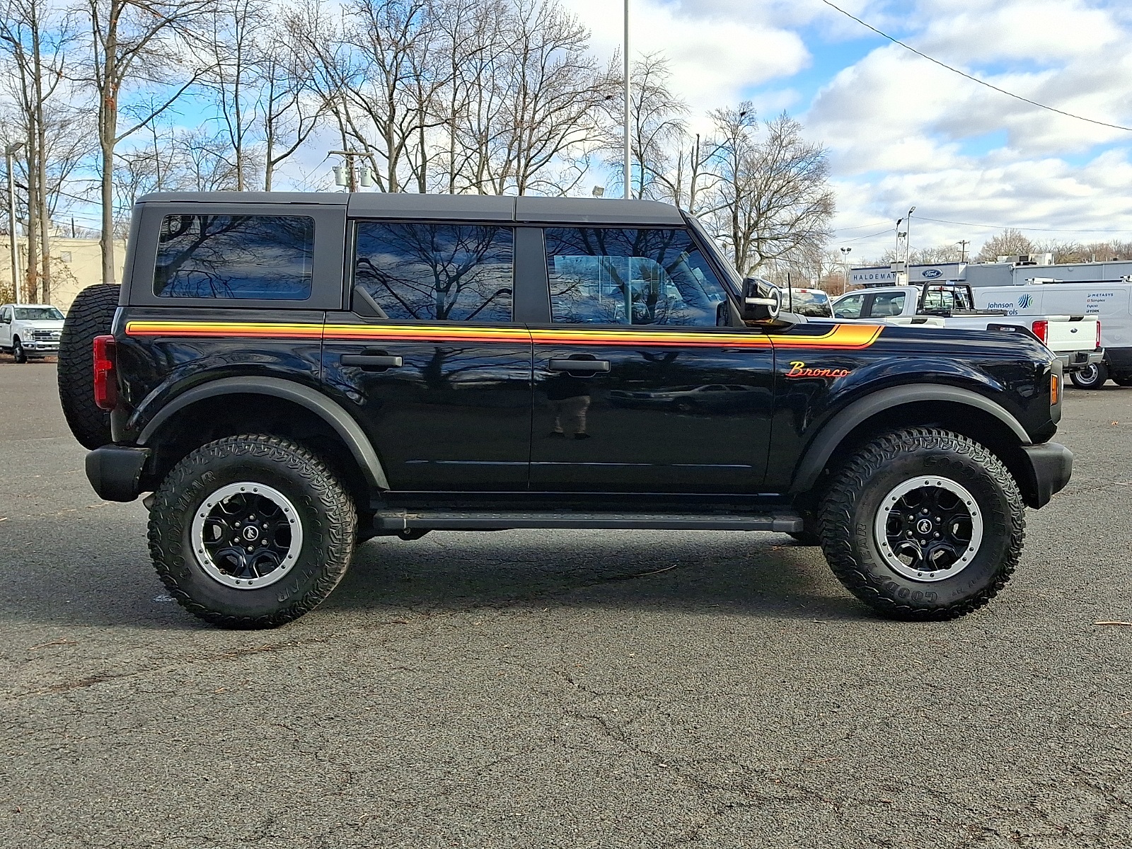 Used 2023 Ford Bronco Base - photo 26