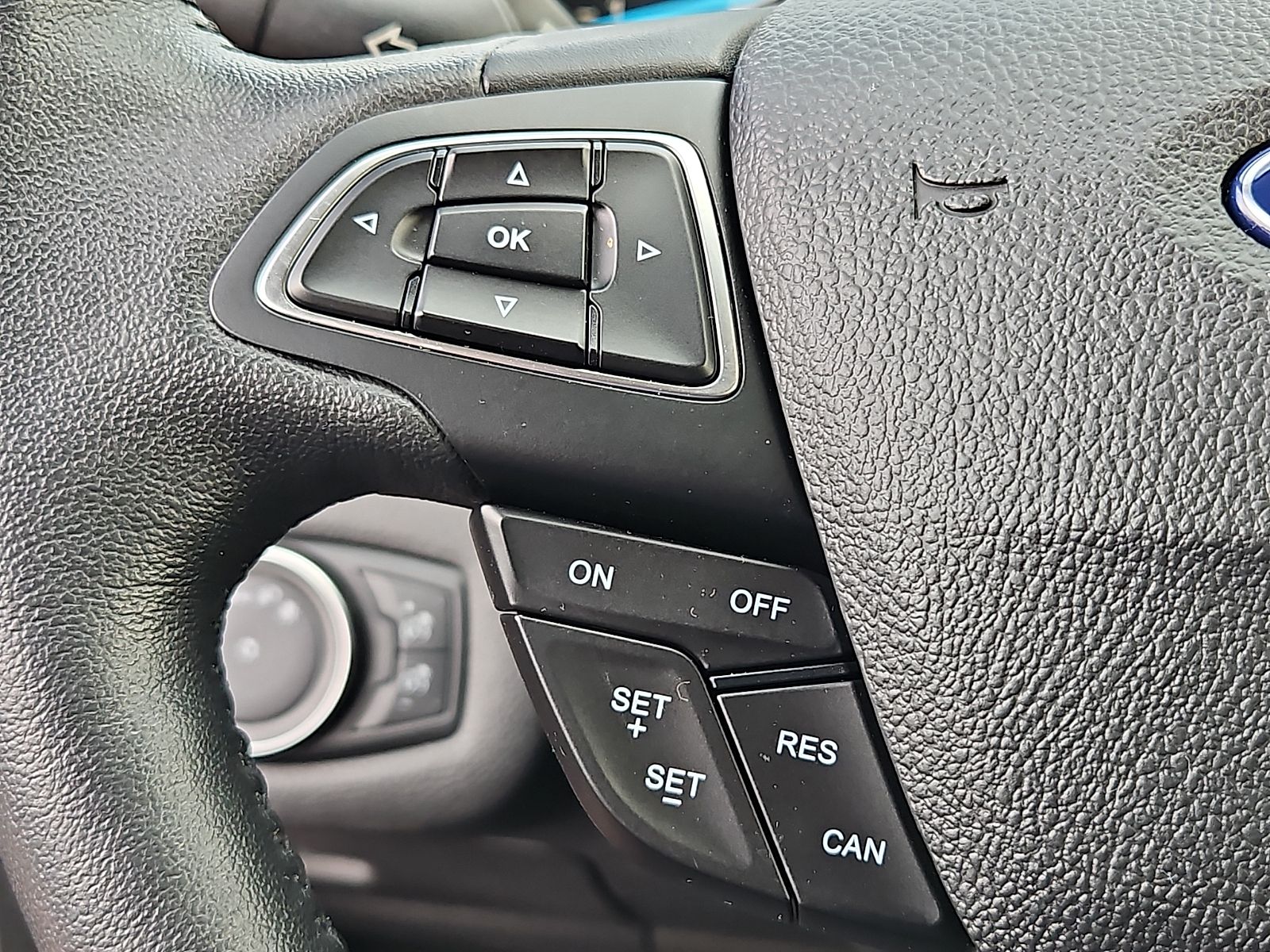 Used 2018 Ford Escape SEL - photo 4