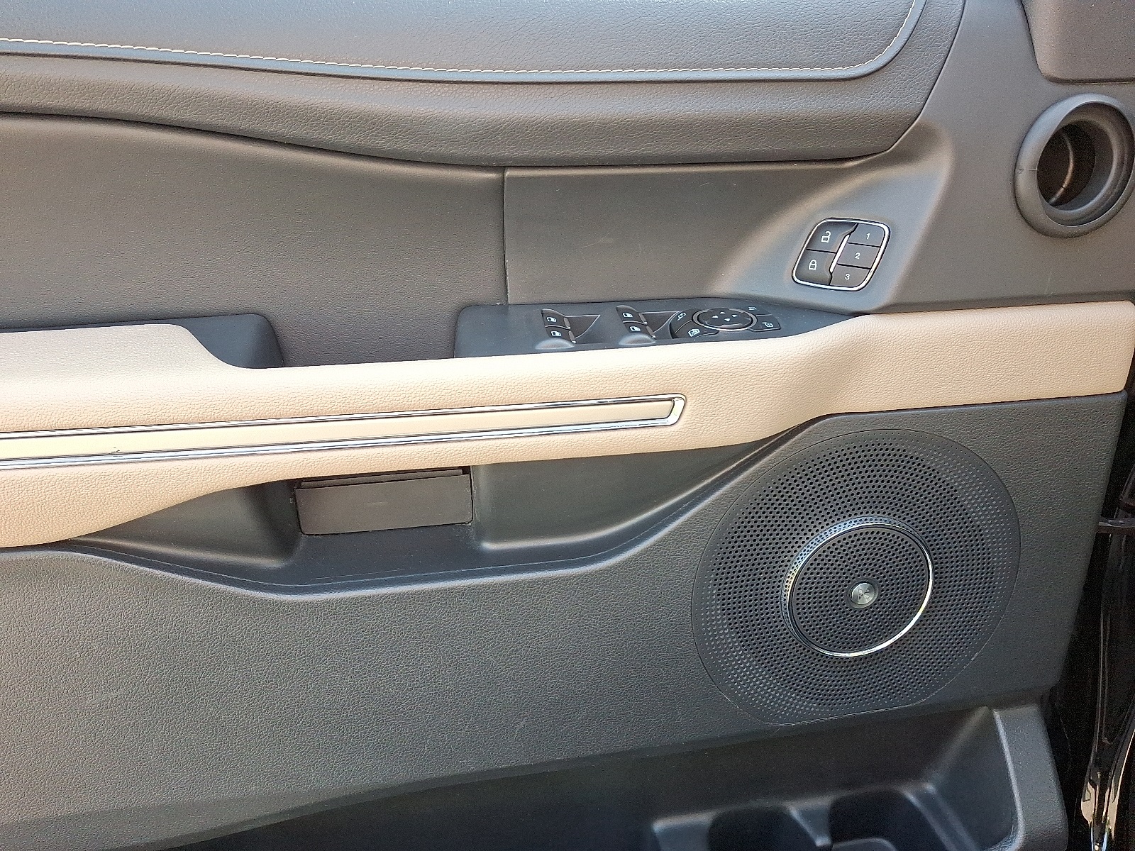 Used 2024 Ford Expedition MAX Limited - photo 13