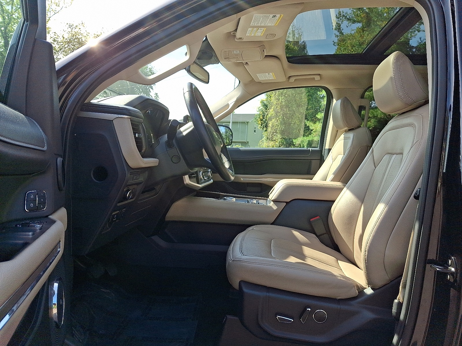 Used 2024 Ford Expedition MAX Limited - photo 14
