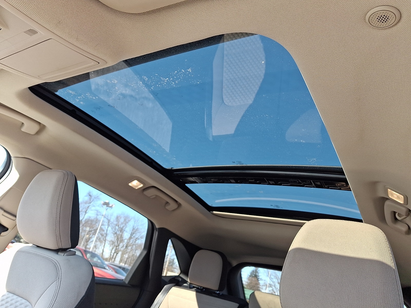 Used 2020 Ford Escape SE - photo 27