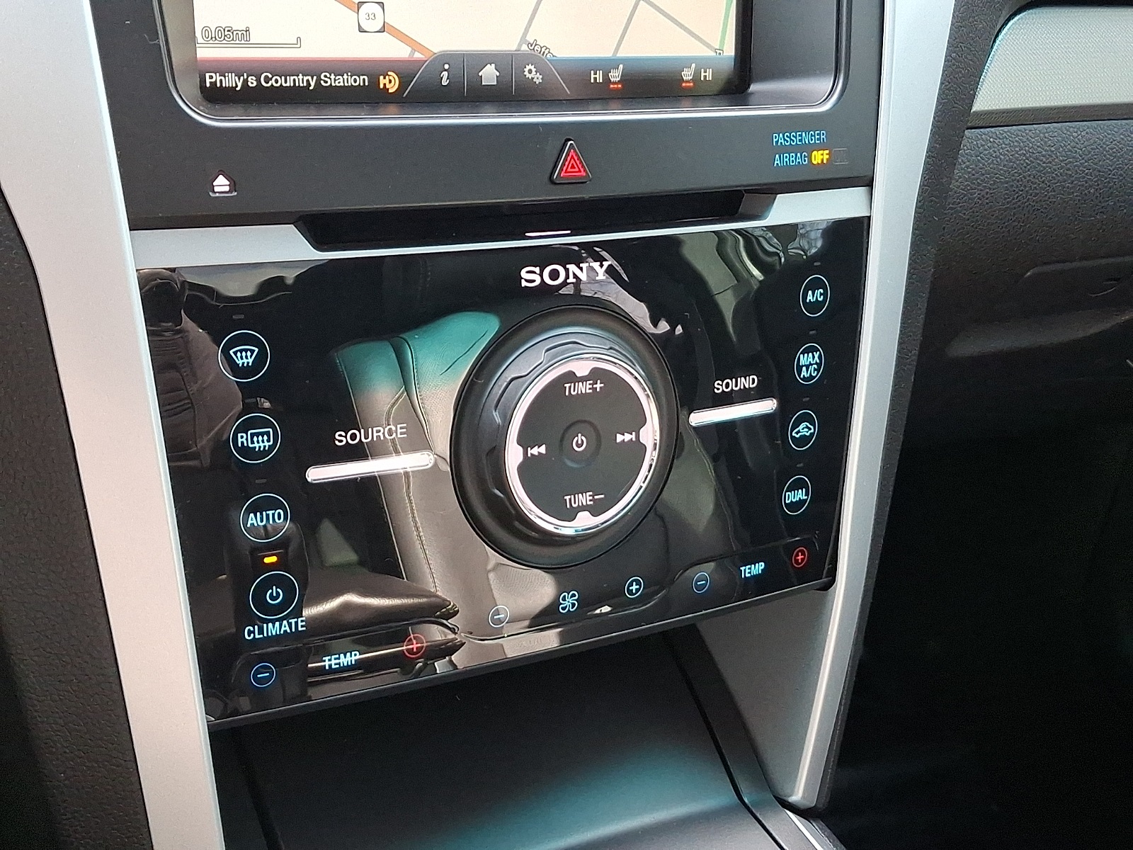 Used 2015 Ford Explorer Sport - photo 28