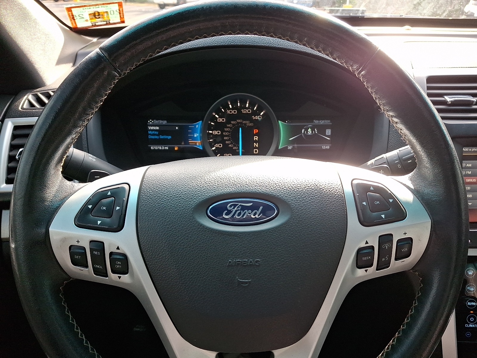 Used 2015 Ford Explorer - photo 2