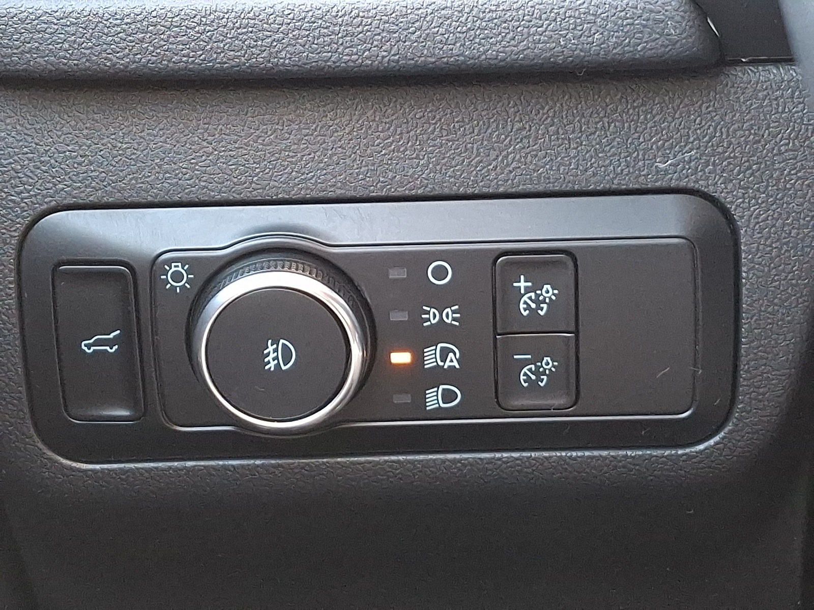 Used 2022 Ford Escape SEL - photo 3