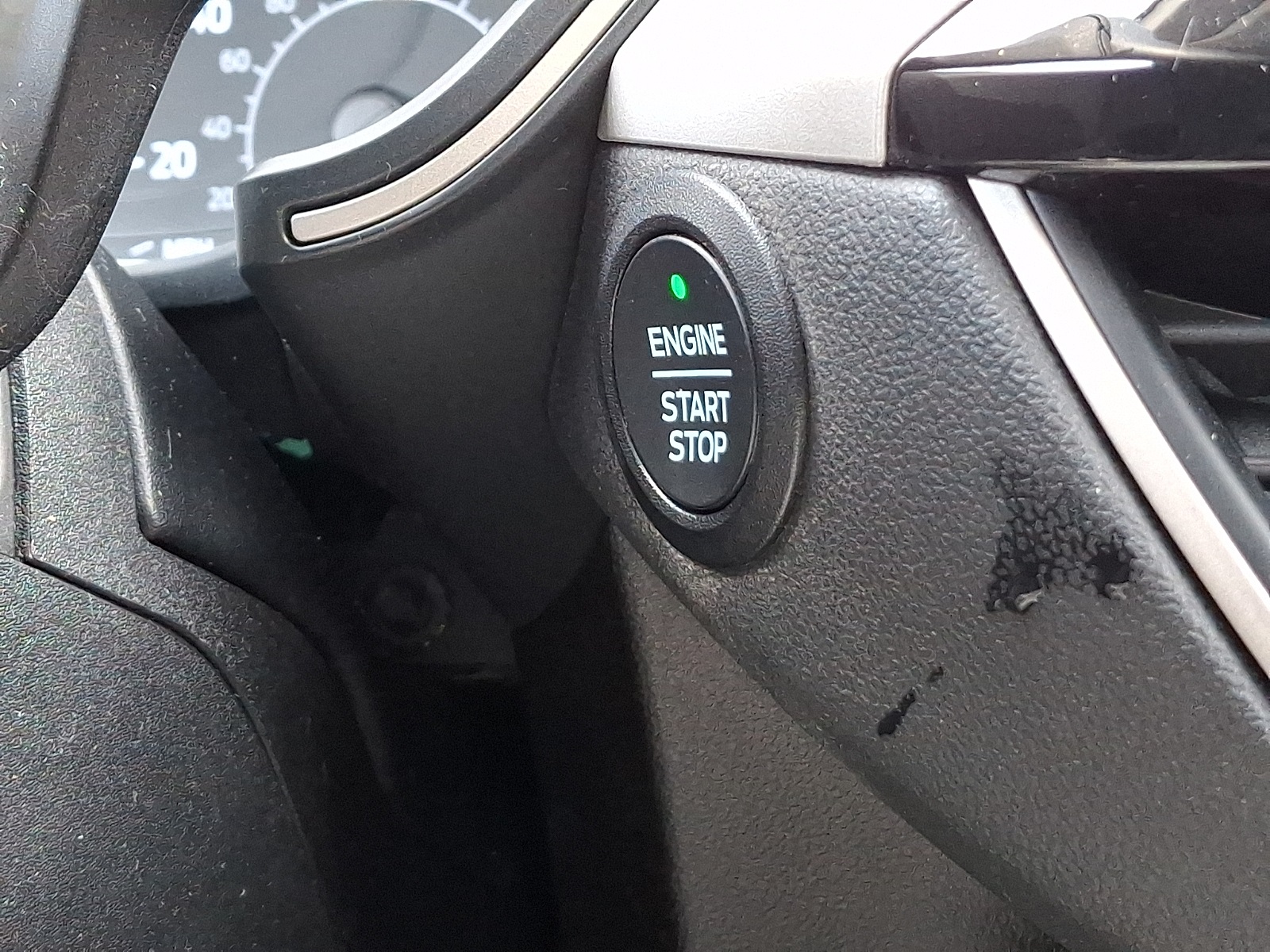 Used 2022 Ford Escape SE - photo 5
