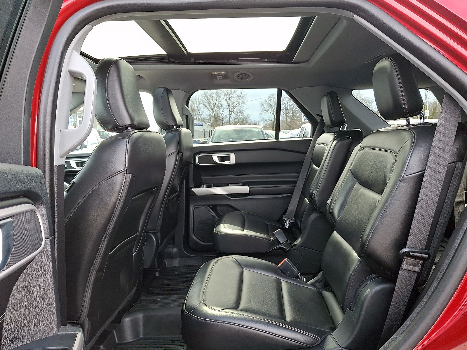 Used 2022 Ford Explorer XLT - photo 21