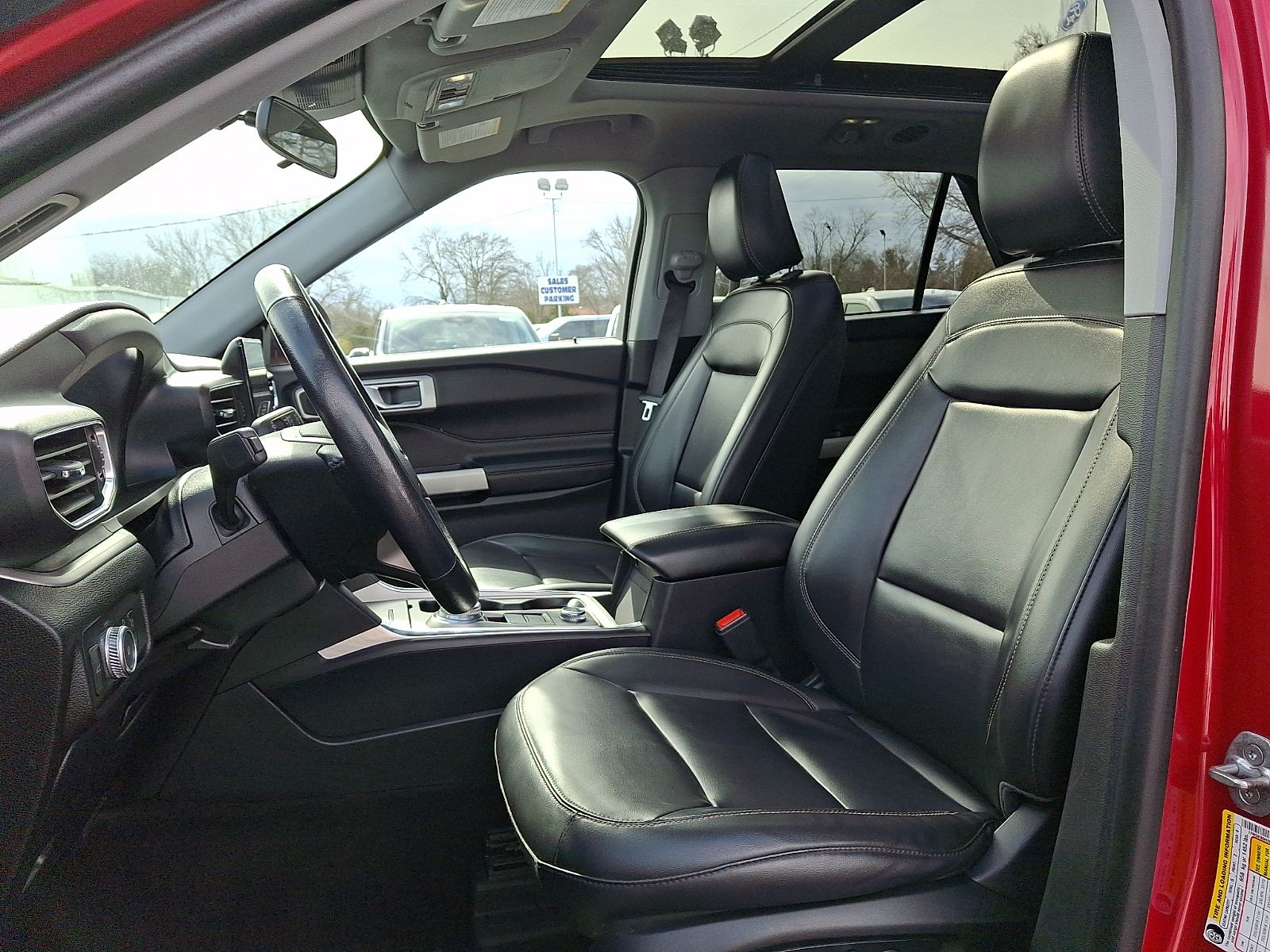Used 2022 Ford Explorer XLT - photo 24