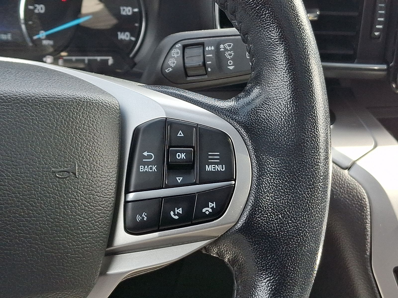 Used 2022 Ford Explorer XLT - photo 4