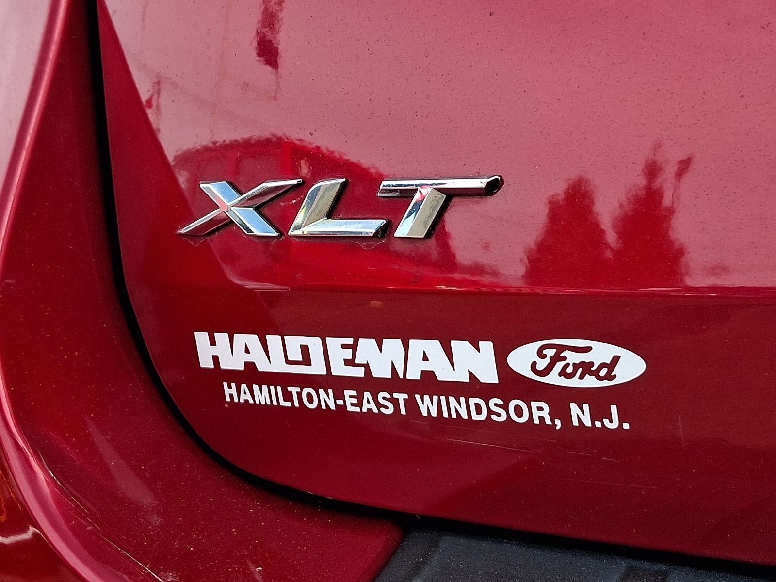 Used 2022 Ford Explorer XLT - photo 10