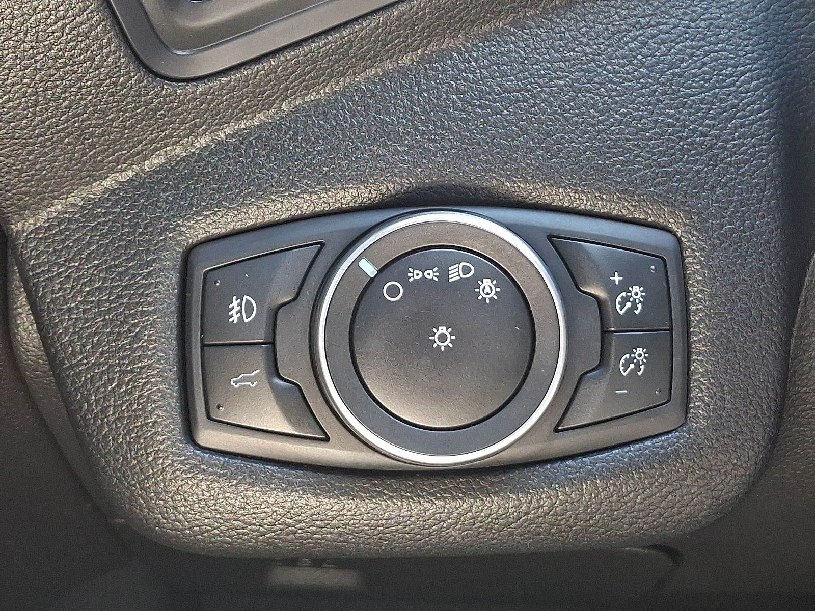 Used 2019 Ford Escape SEL - photo 7