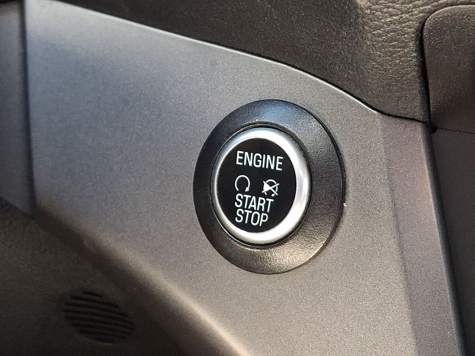 Used 2019 Ford Escape SEL - photo 8