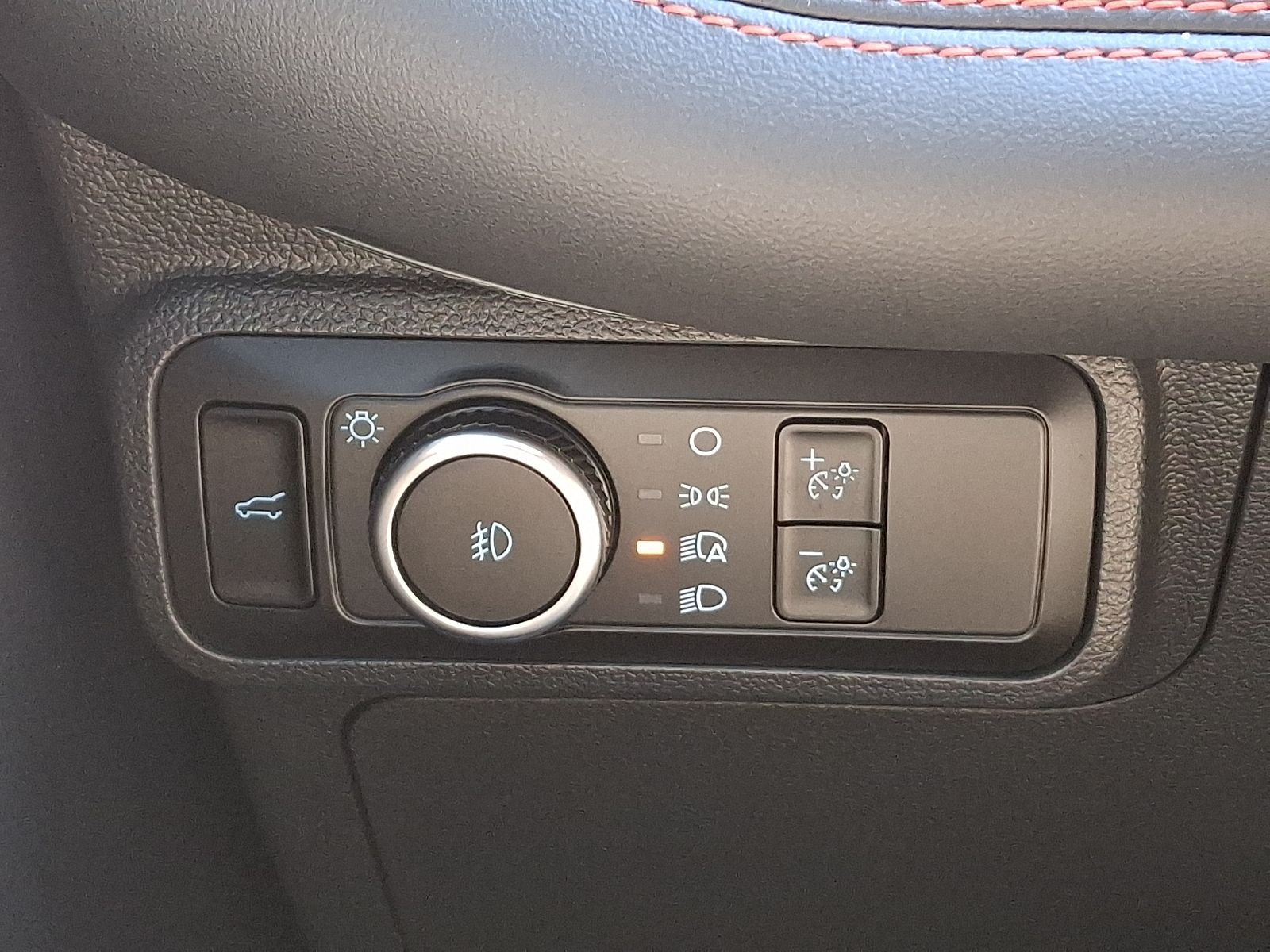 Used 2025 Ford Explorer ST - photo 10