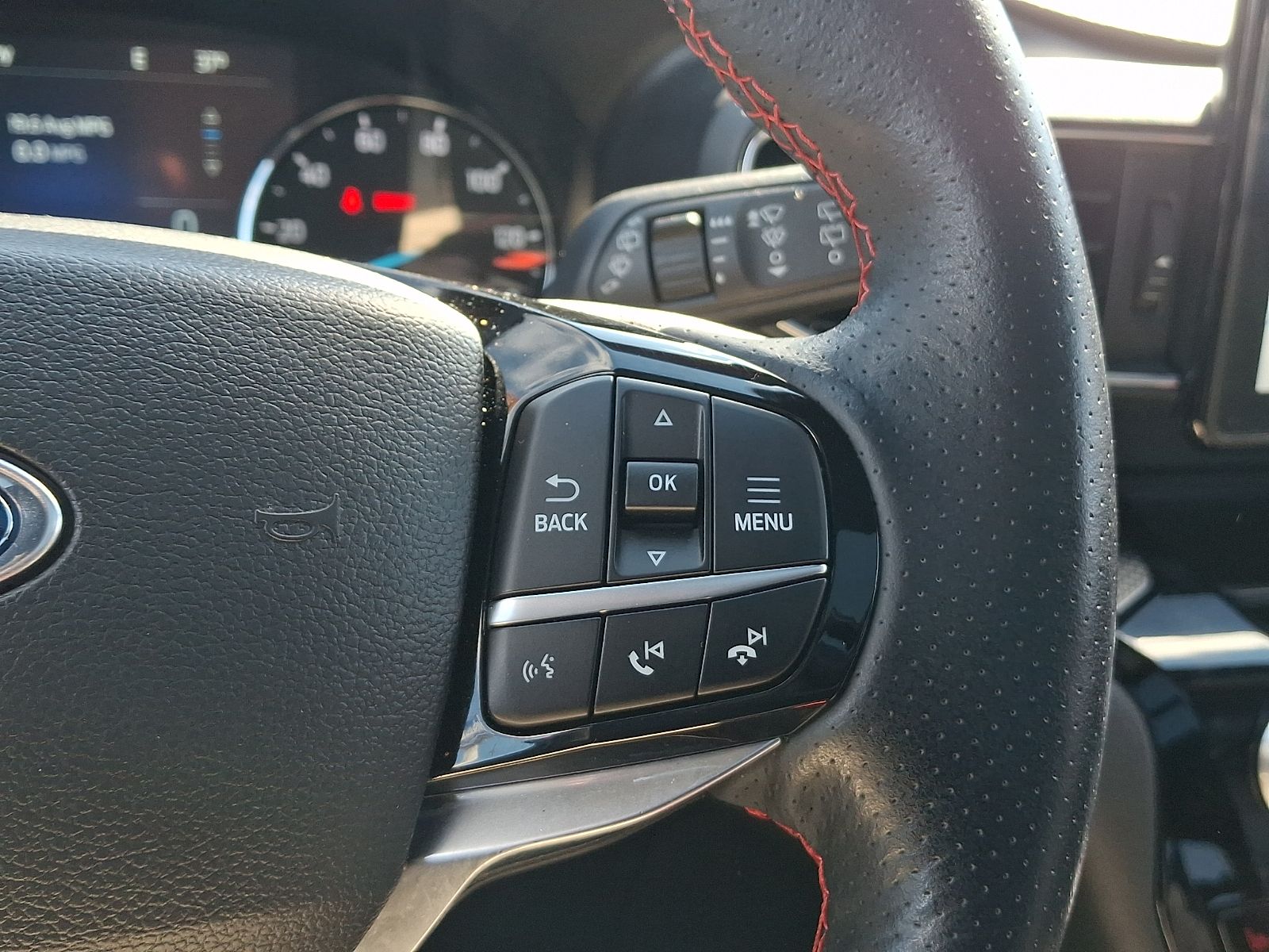 Used 2022 Ford Explorer ST-Line - photo 13