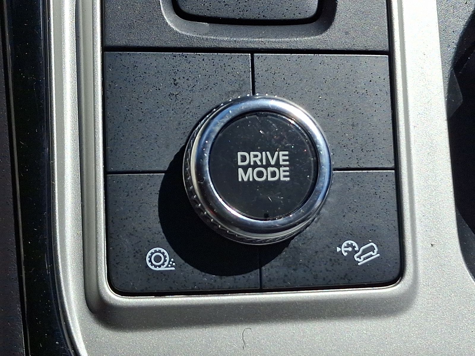 Used 2022 Ford Explorer ST-Line - photo 16