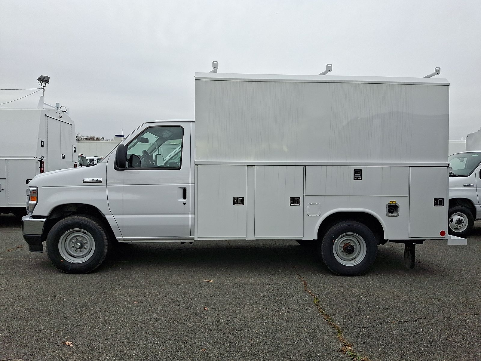 New 2025 Ford E-350 Cutaway - photo 3