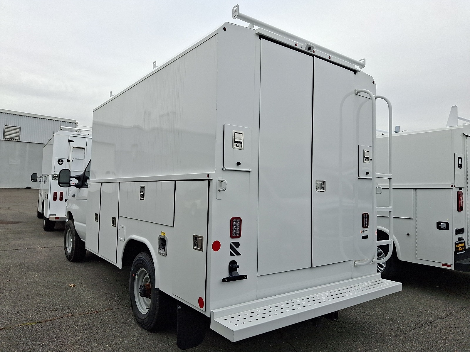 New 2025 Ford E-350 Cutaway - photo 4
