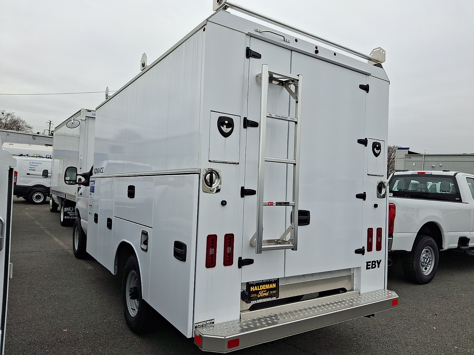 New 2026 Ford E-350 Cutaway - photo 3