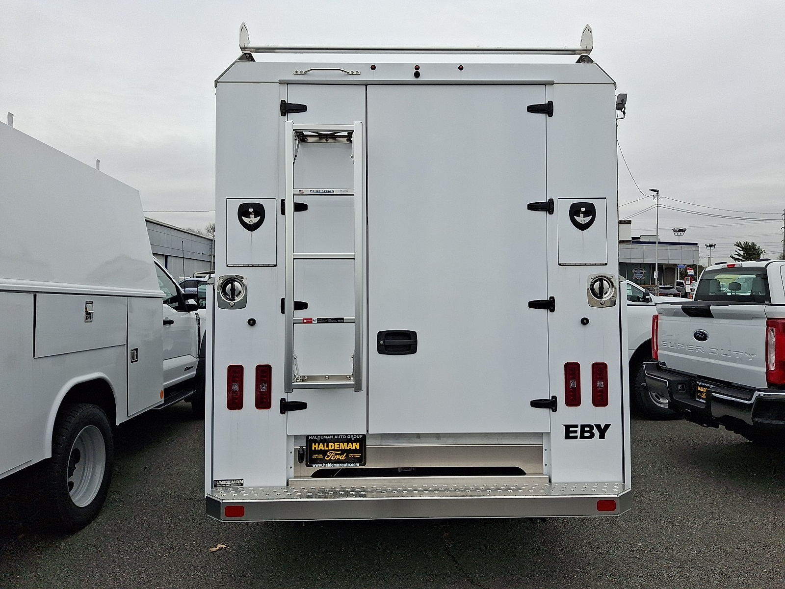New 2026 Ford E-350 Cutaway - photo 4