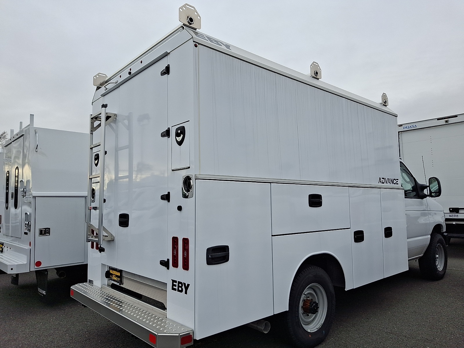 New 2026 Ford E-350 Cutaway - photo 6