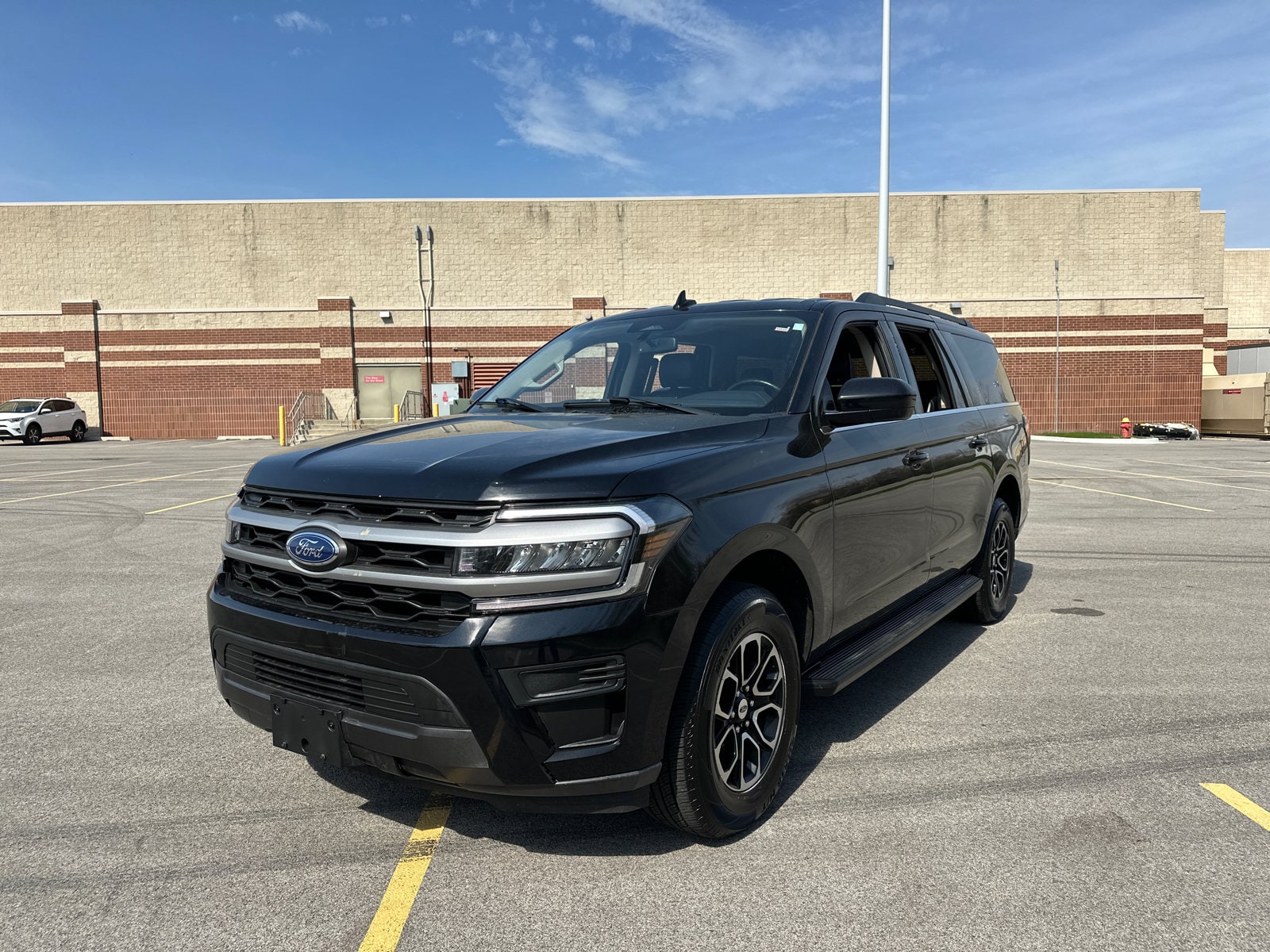 Used 2022 Ford Expedition MAX XLT - photo 4