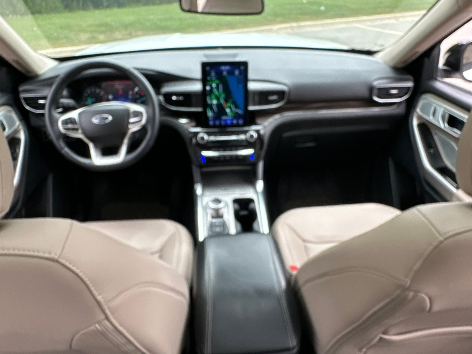 Used 2023 Ford Explorer Limited - photo 15