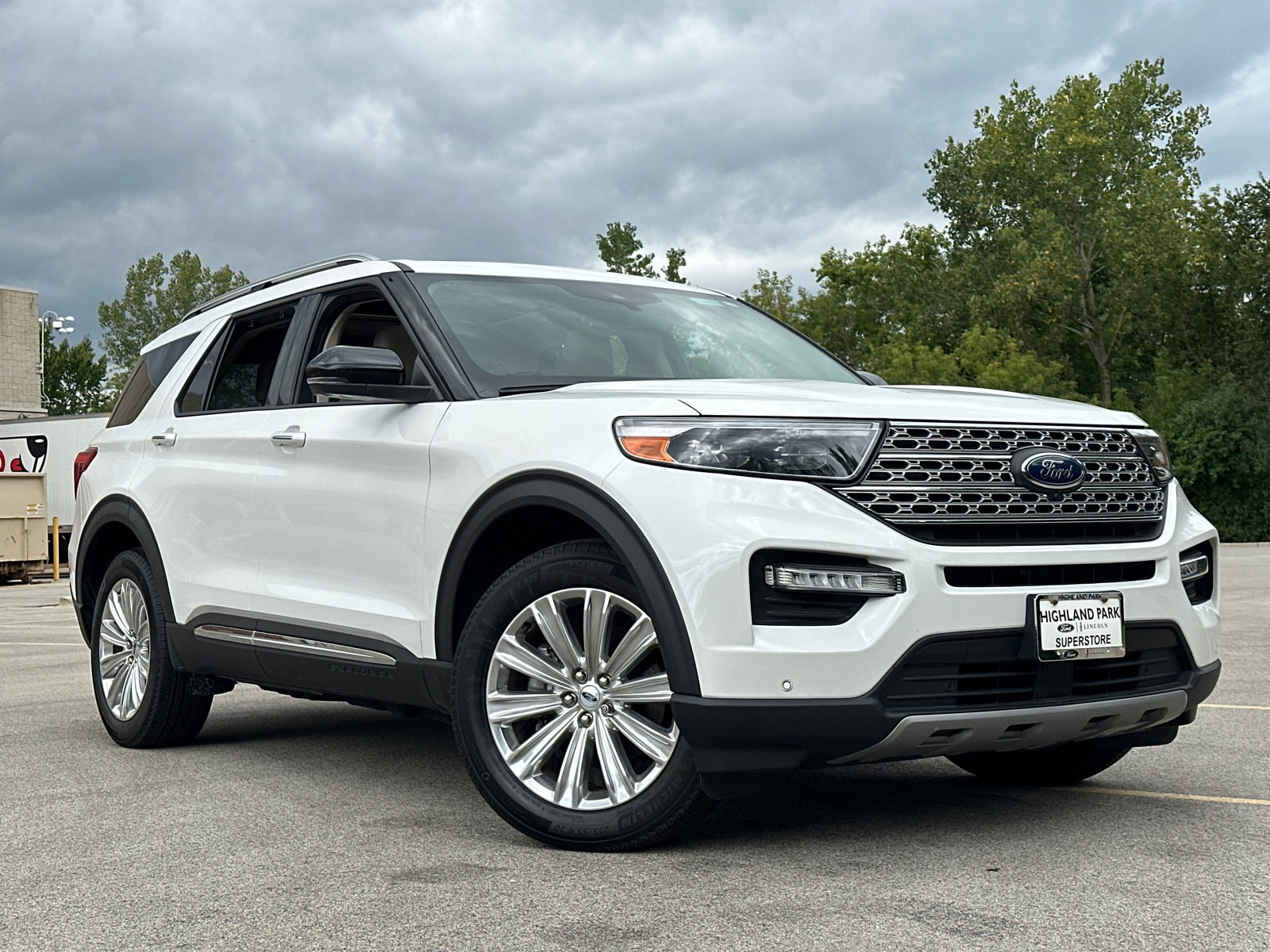 Used 2023 Ford Explorer - photo 2