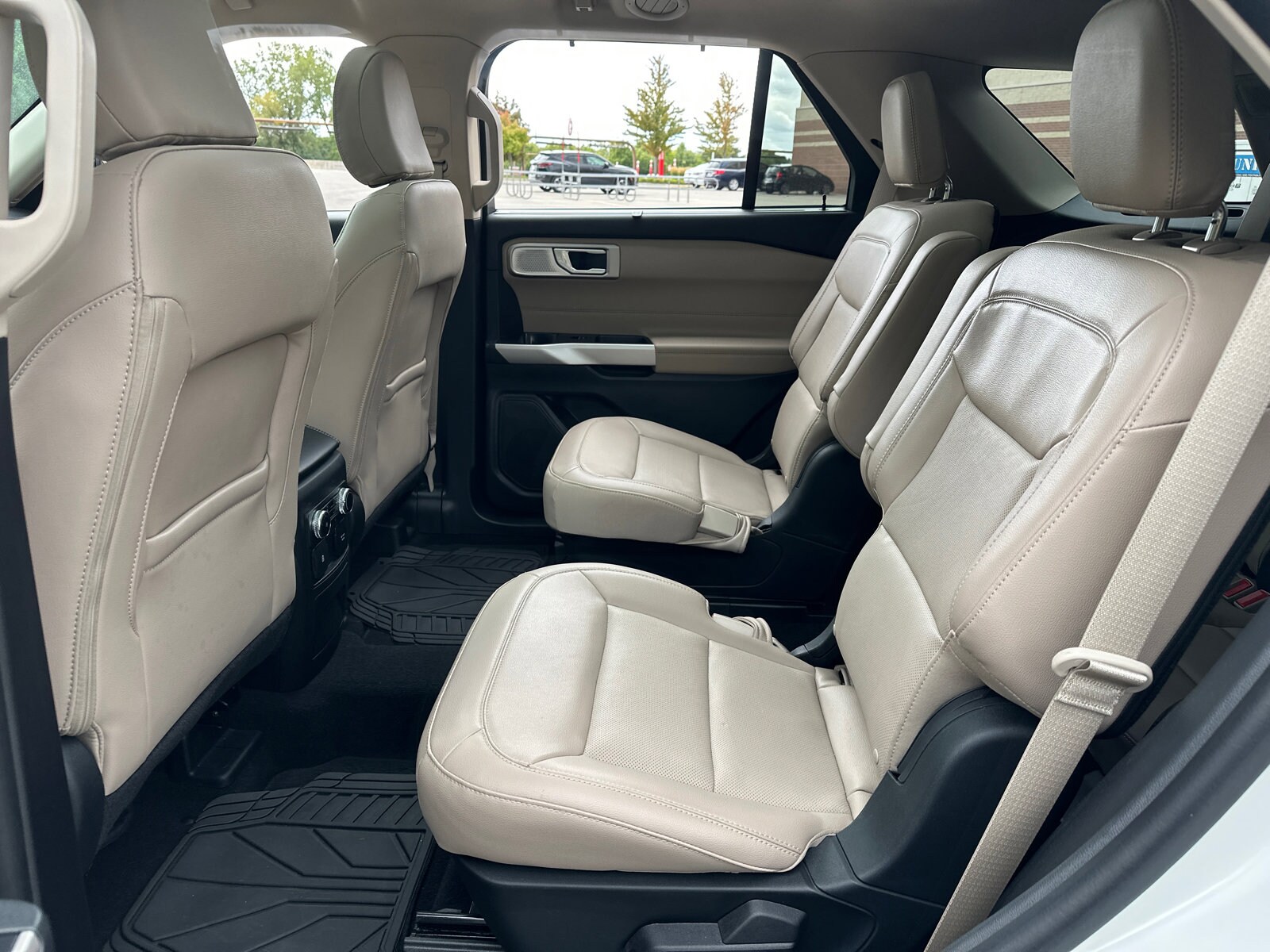 Used 2023 Ford Explorer Limited - photo 32