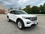 Used 2023 Ford Explorer Limited thumbnail 9