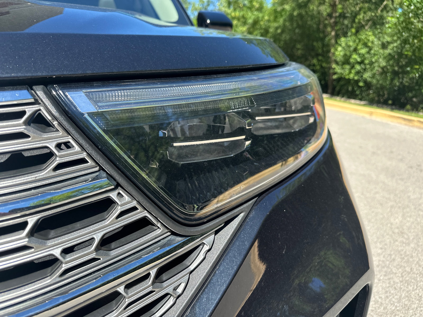 Used 2023 Ford Explorer Limited - photo 10