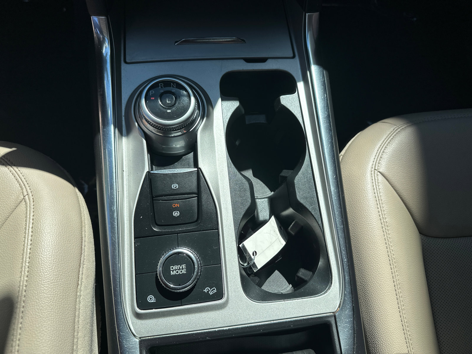 Used 2023 Ford Explorer Limited - photo 23
