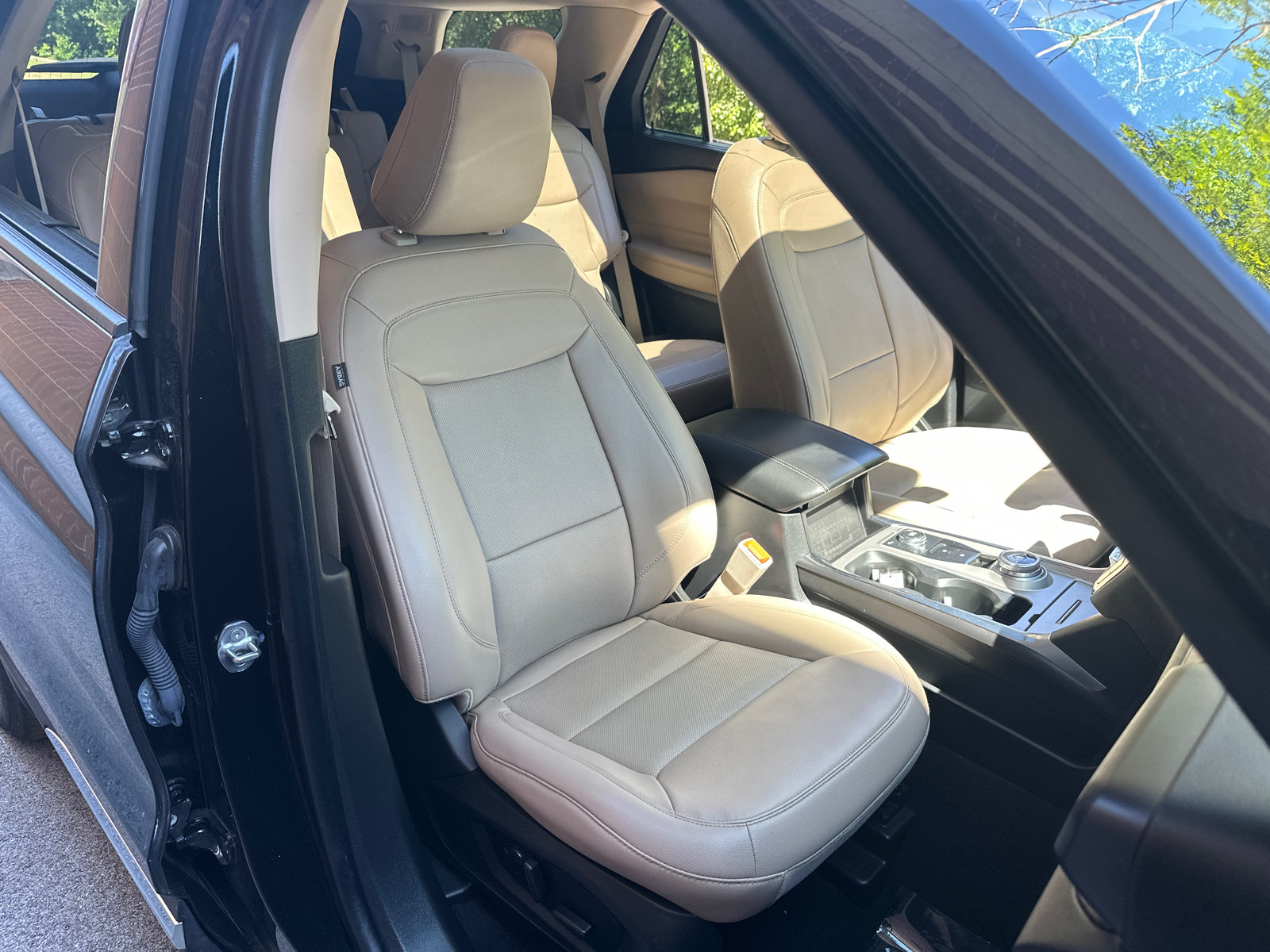 Used 2023 Ford Explorer Limited - photo 36