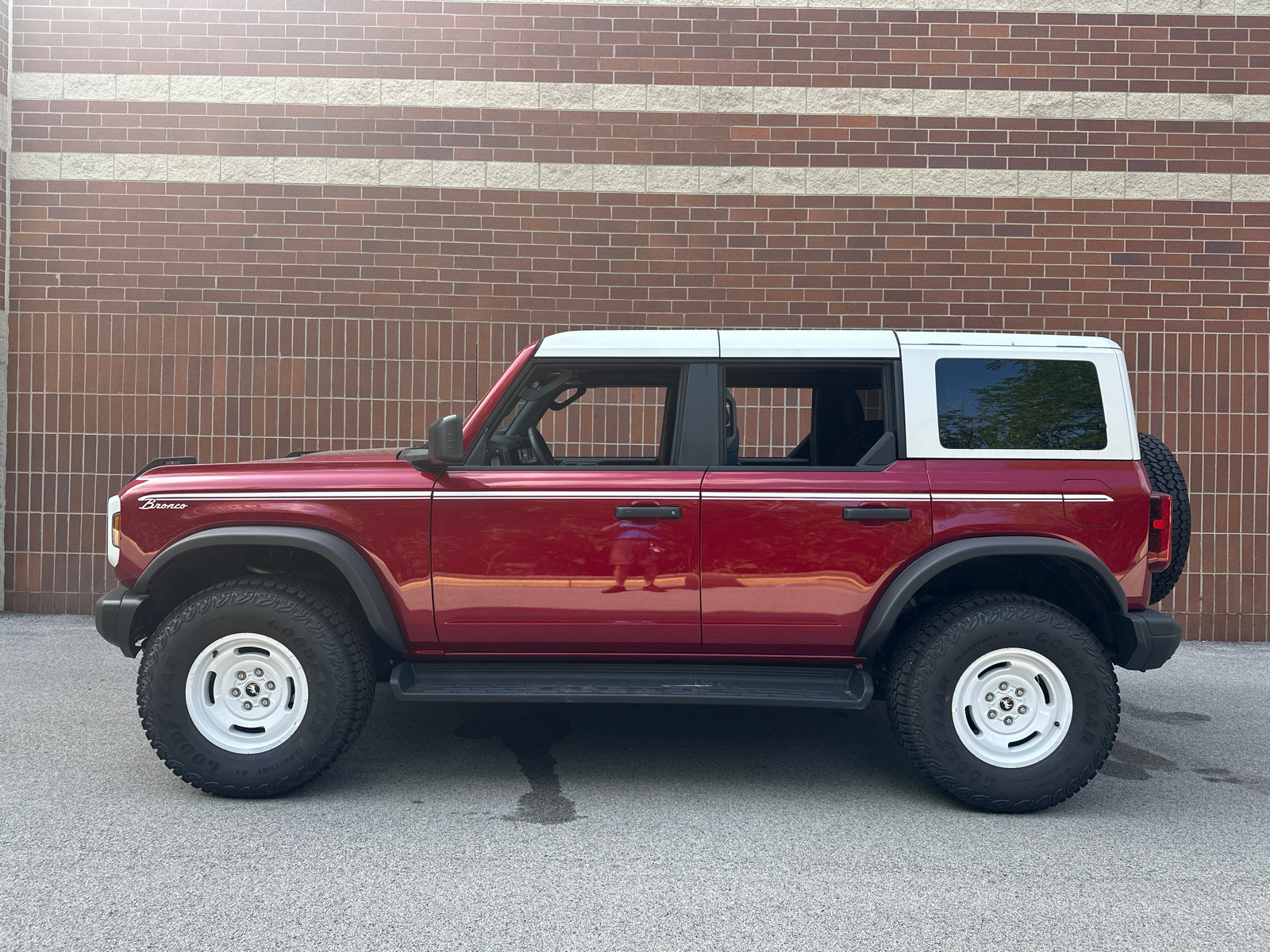 New 2026 Ford Bronco Heritage - photo 36