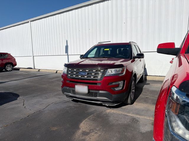 Used 2016 Ford Explorer XLT - photo 4