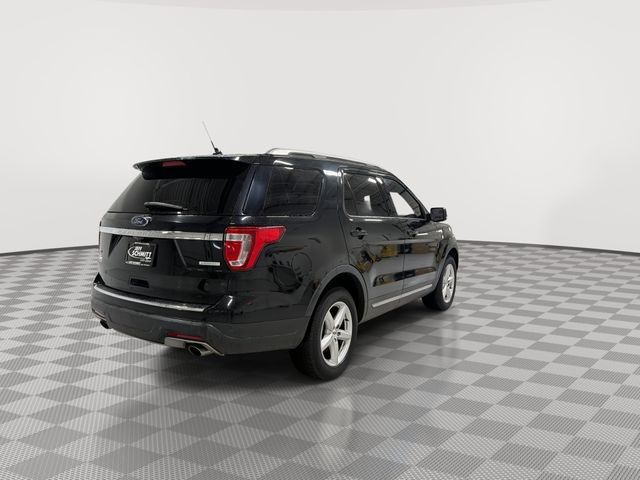 Used 2018 Ford Explorer XLT - photo 6