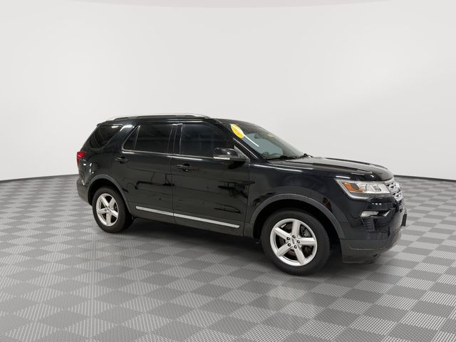 Used 2018 Ford Explorer XLT - photo 9