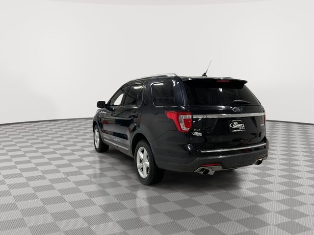 Used 2018 Ford Explorer XLT - photo 4