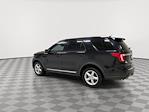 Used 2018 Ford Explorer XLT thumbnail 3