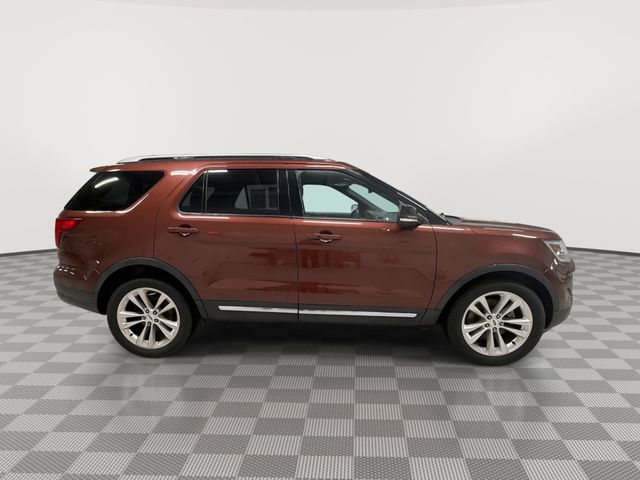 Used 2018 Ford Explorer XLT - photo 11
