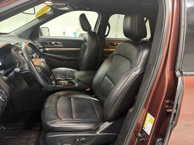 Used 2018 Ford Explorer XLT - photo 21