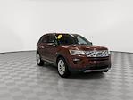 Used 2018 Ford Explorer XLT thumbnail 1