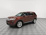 Used 2018 Ford Explorer XLT thumbnail 4