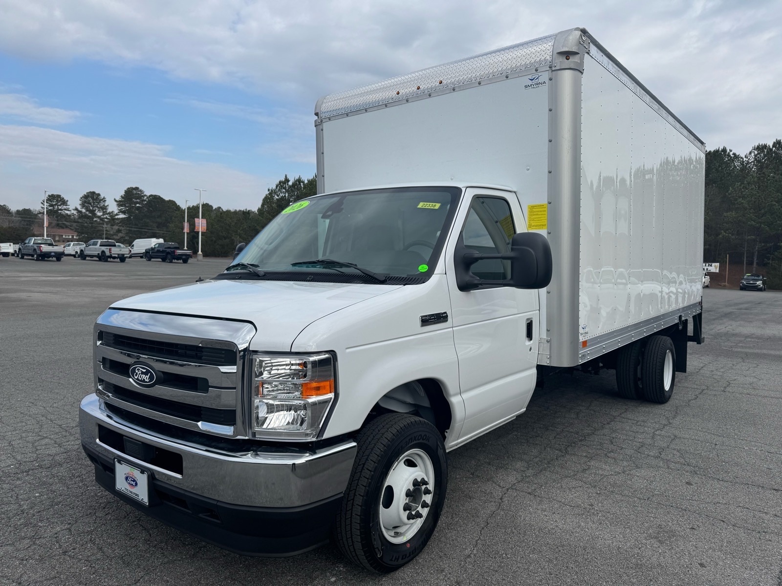 New 1996 Ford E-450 Cutaway - photo 3
