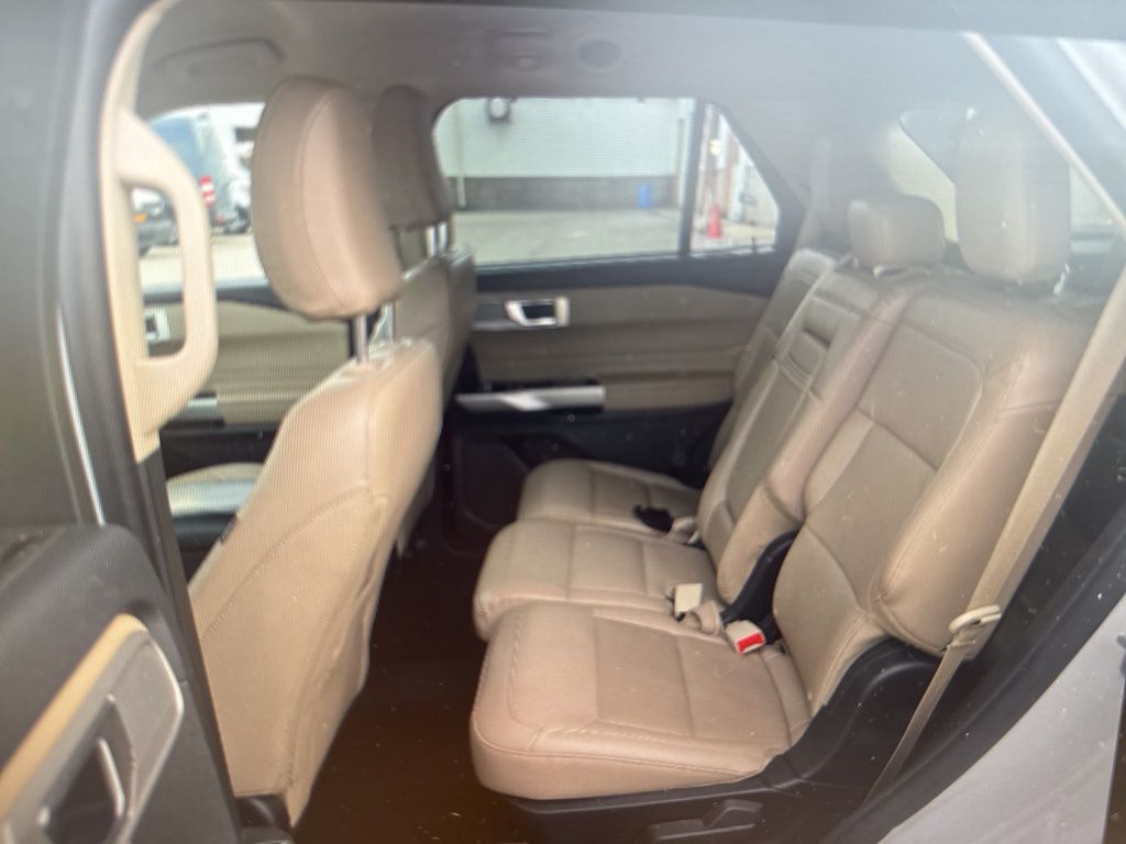 Used 2023 Ford Explorer Limited 4x4 SUV - photo 12